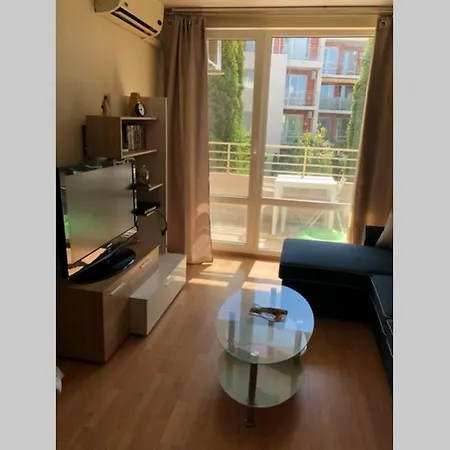 Apartament Beautiful Studio. Only 10 Minutes To The Beach! Sunny Beach