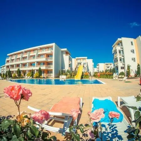 Apartament Beautiful Studio. Only 10 Minutes To The Beach! Sunny Beach